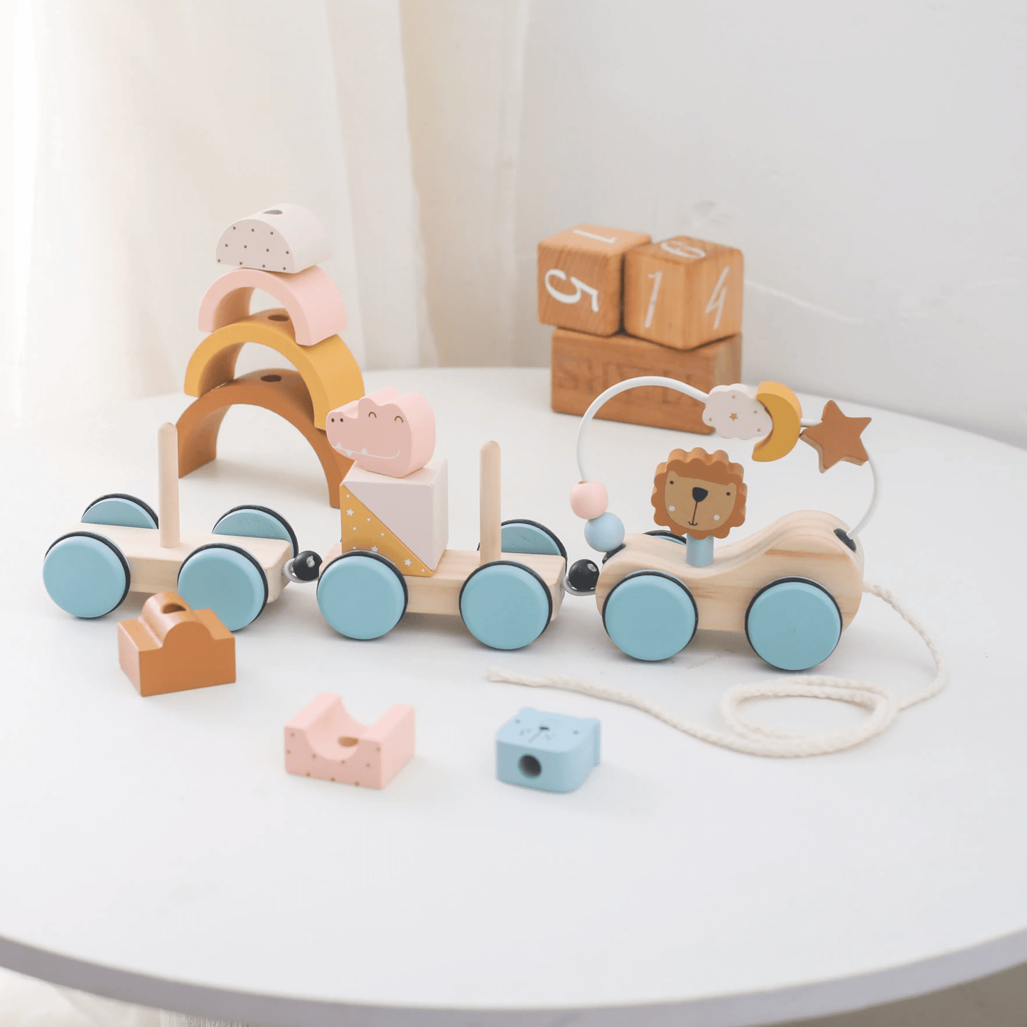 Baby Moon Train - Baby Mango